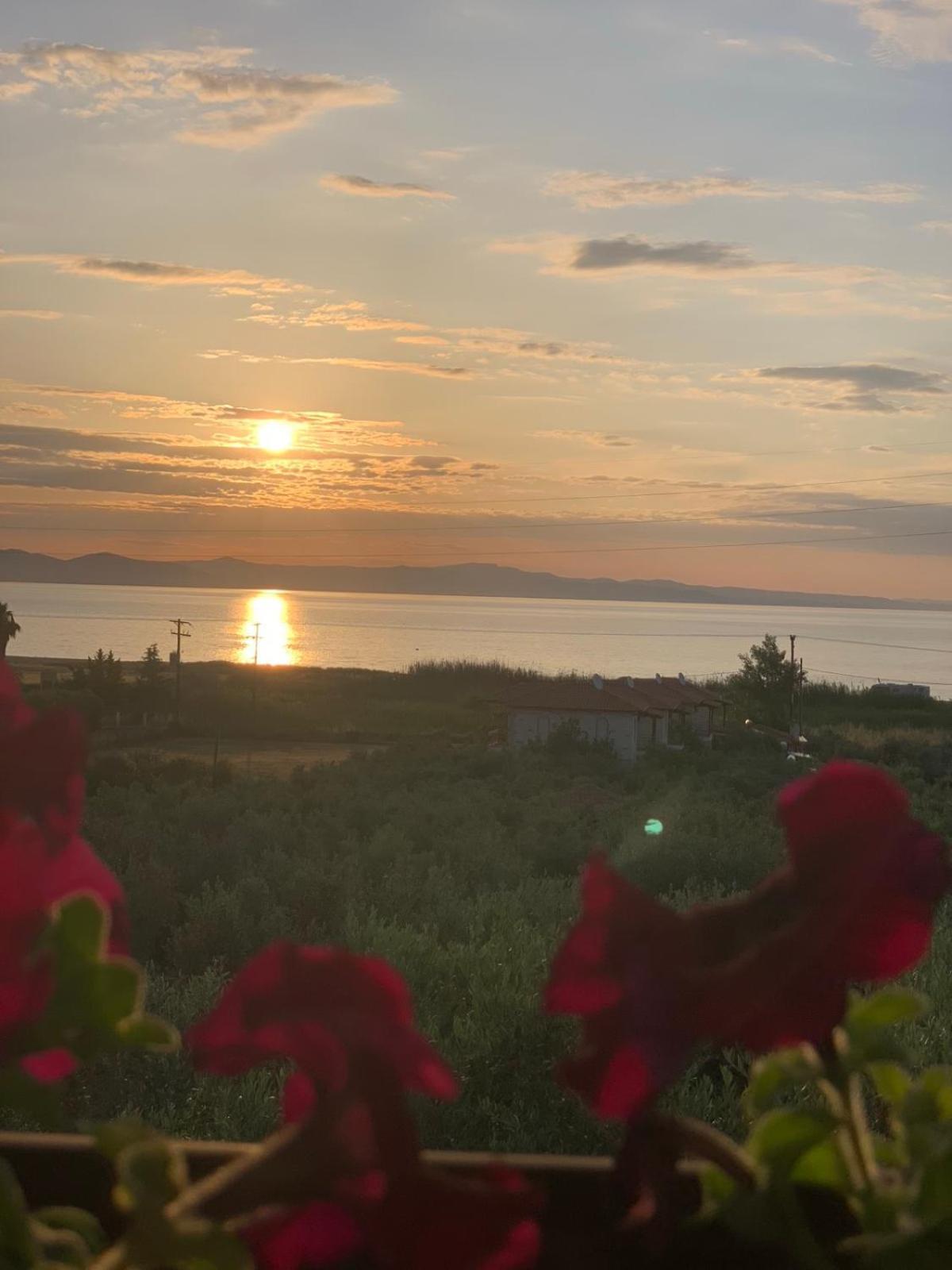 Kalelia Apartman Néa Potídea Kültér fotó